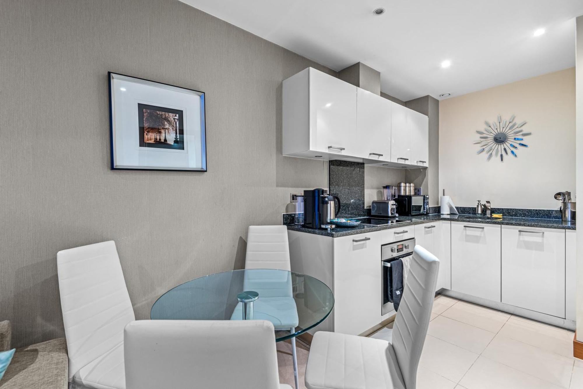Londwell, Chelsea Living, Central Flat With Balcony Лондон Екстер'єр фото