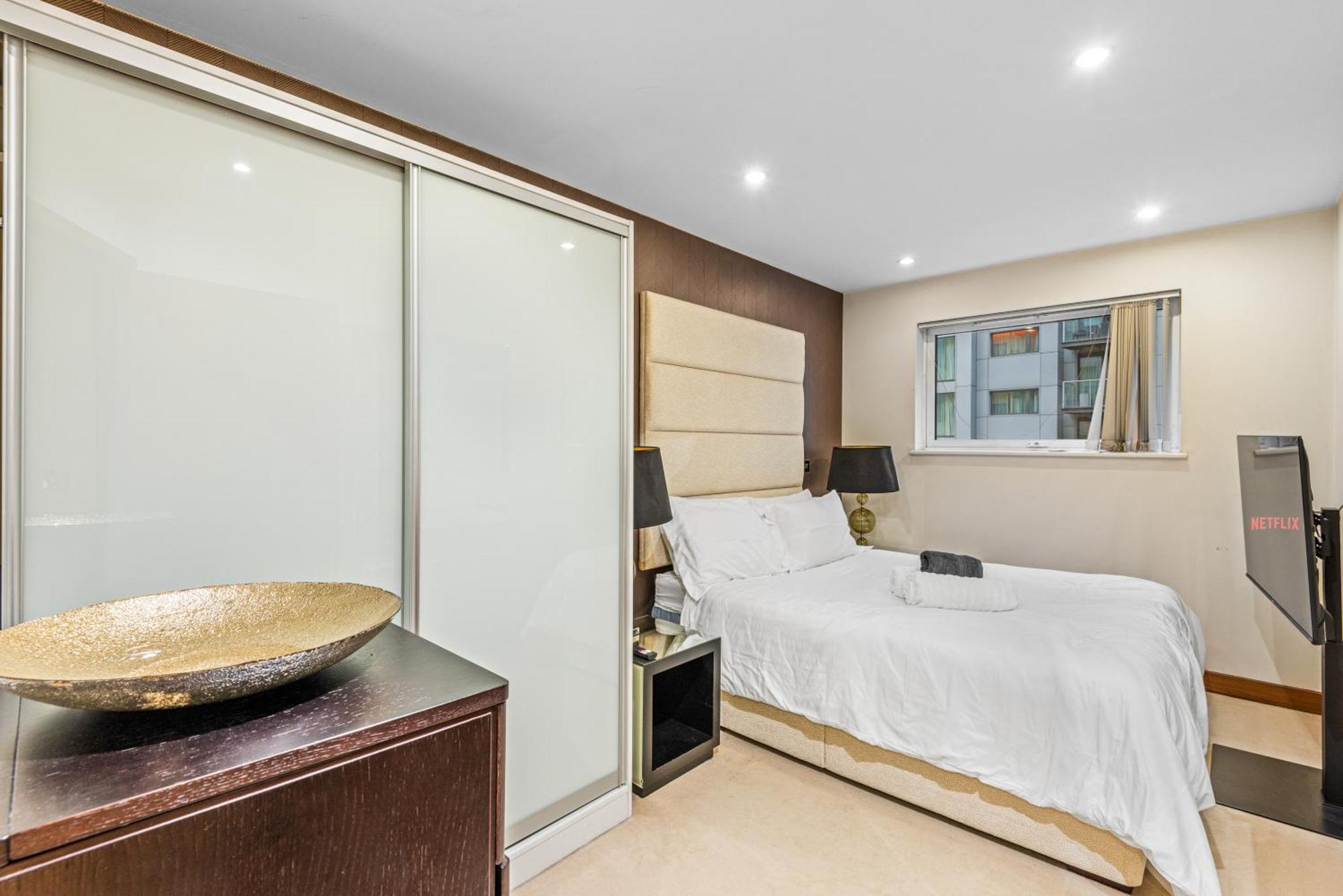 Londwell, Chelsea Living, Central Flat With Balcony Лондон Екстер'єр фото